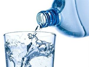 Минеральная вода для почек и мочевого пузыря: какая полезна при камнях